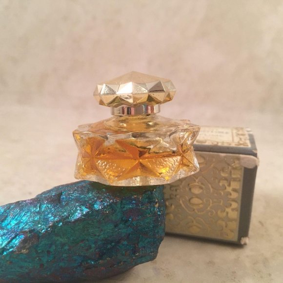 Avon UNFORGETTABLE 1/8 oz Perfume Faceted TINY Petite Bottle in Box Full New Old - Picture 7 of 7